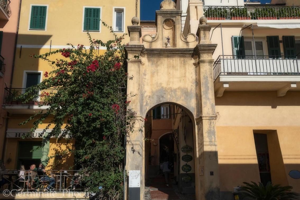 Dormiusa Bordighera Kültér fotó