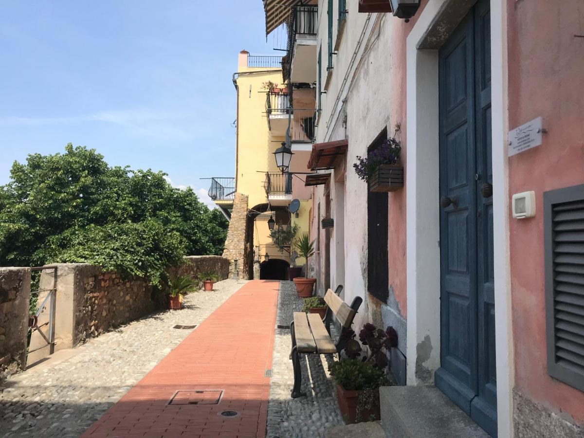 Dormiusa Bordighera Kültér fotó