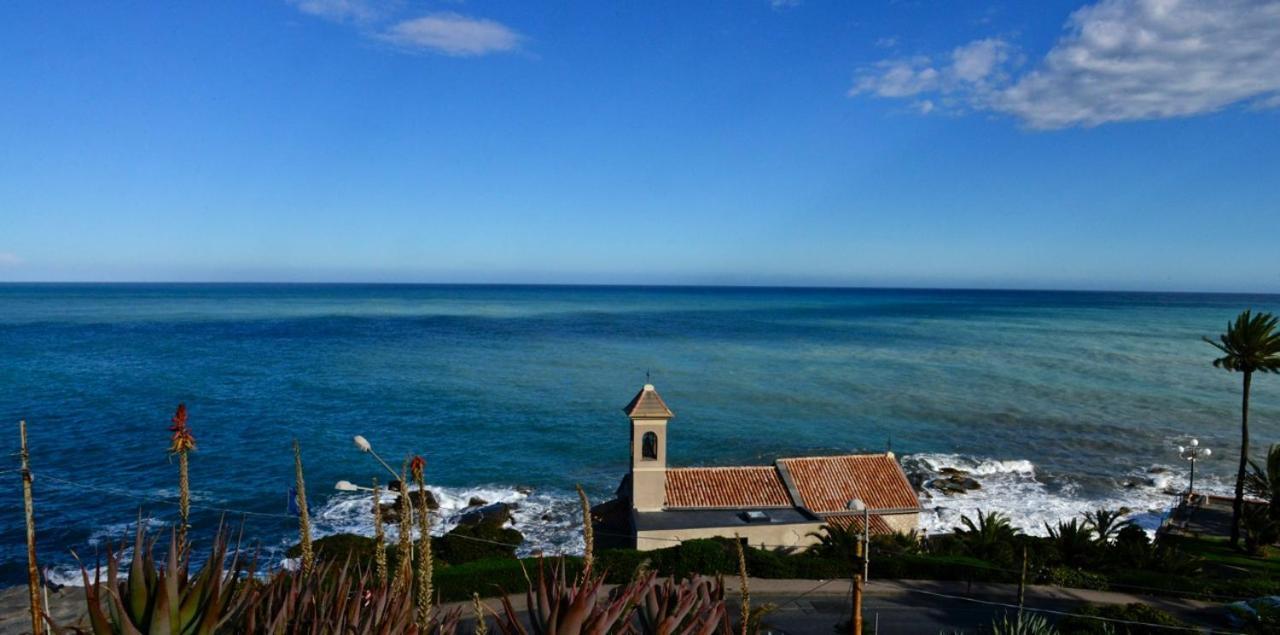 Dormiusa Bordighera Kültér fotó